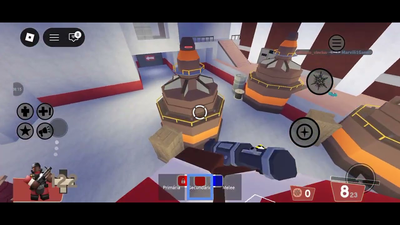 Jogando Blox Fortress 2