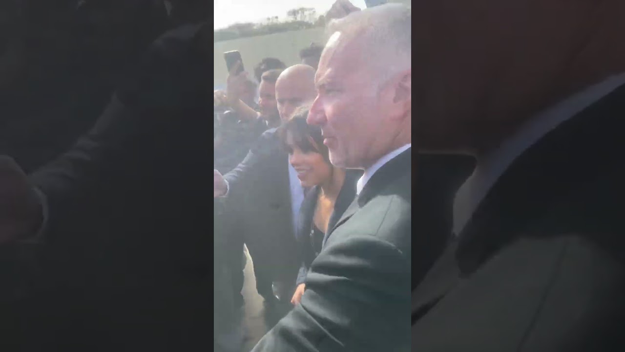 Jenna Ortega at fashion show dior. Summer 26/September/2023