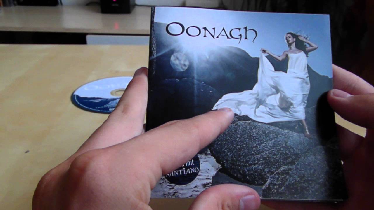 Oonagh CD unboxing