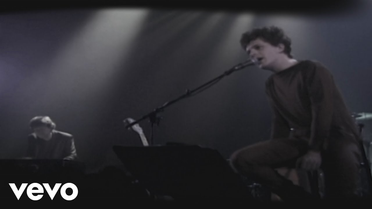Indochine - More... (Nuits intimes au Botanique de Bruxelles 2000)