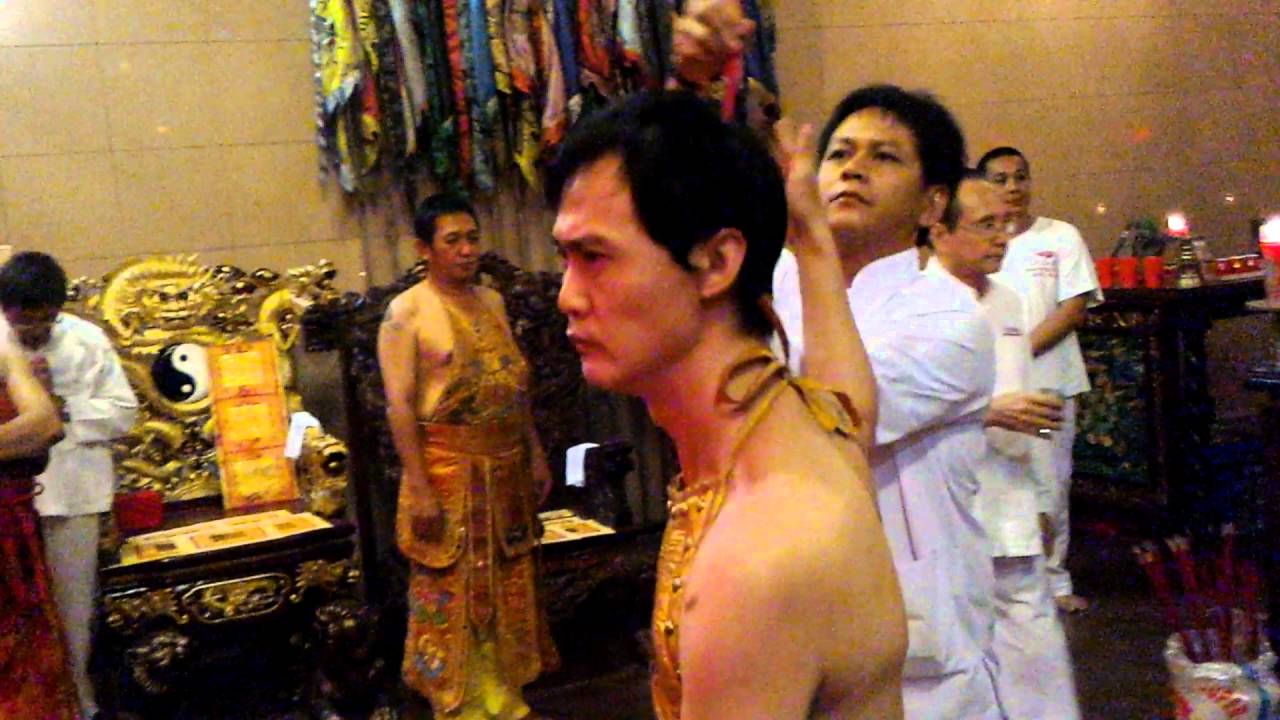Ritual loktang Sejid Kongco Hian Thian Shang Tee 9 April 2016 (3-3-2567) di Lo Cia Bio Jakarta pusat
