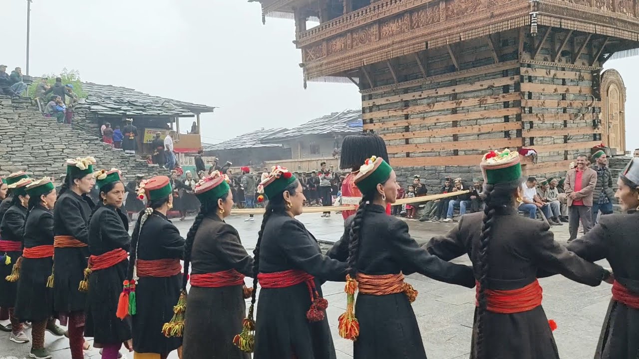 Dodra kwar | तांदी गीत डोडरा क्वार संस्कृति जो रवांई से लगा क्षेत्र है इस वीडियो को जरूर देखें।