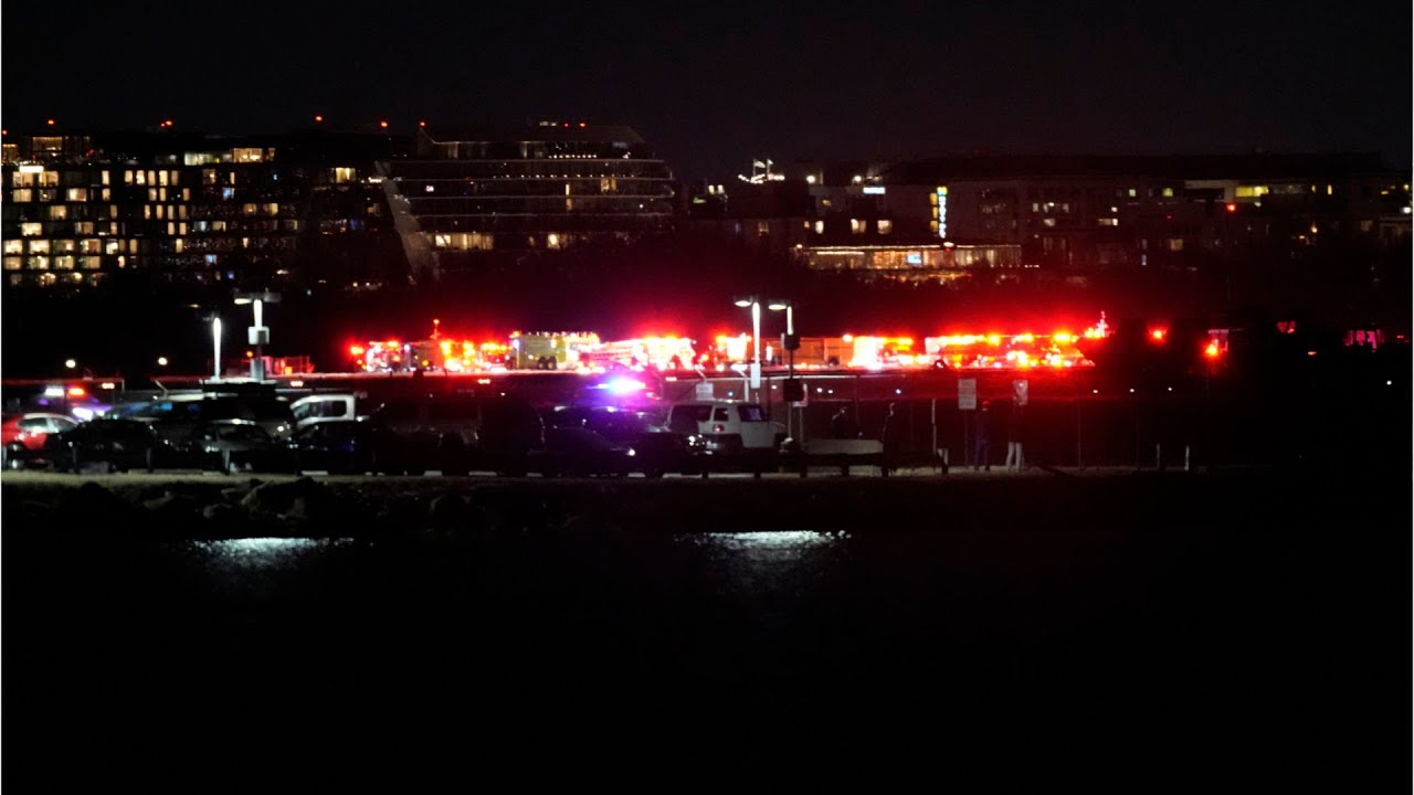 Chilling footage of American Airlines plane and Black Hawk helicopter collision near Reagan Airport