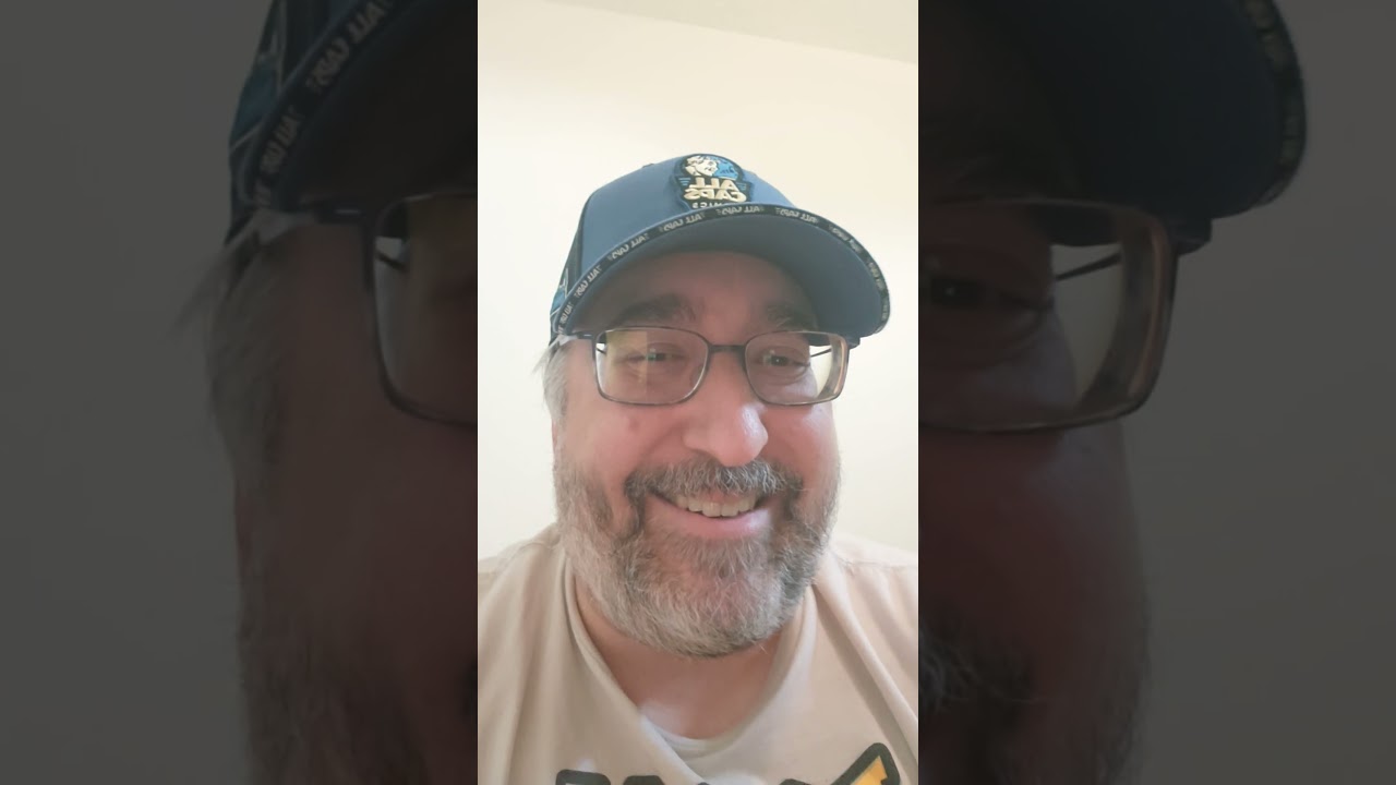 EVS chides Vaughn Coleman for liking...something EVS did?? #shorts #comics #comicsgate #comicbooks