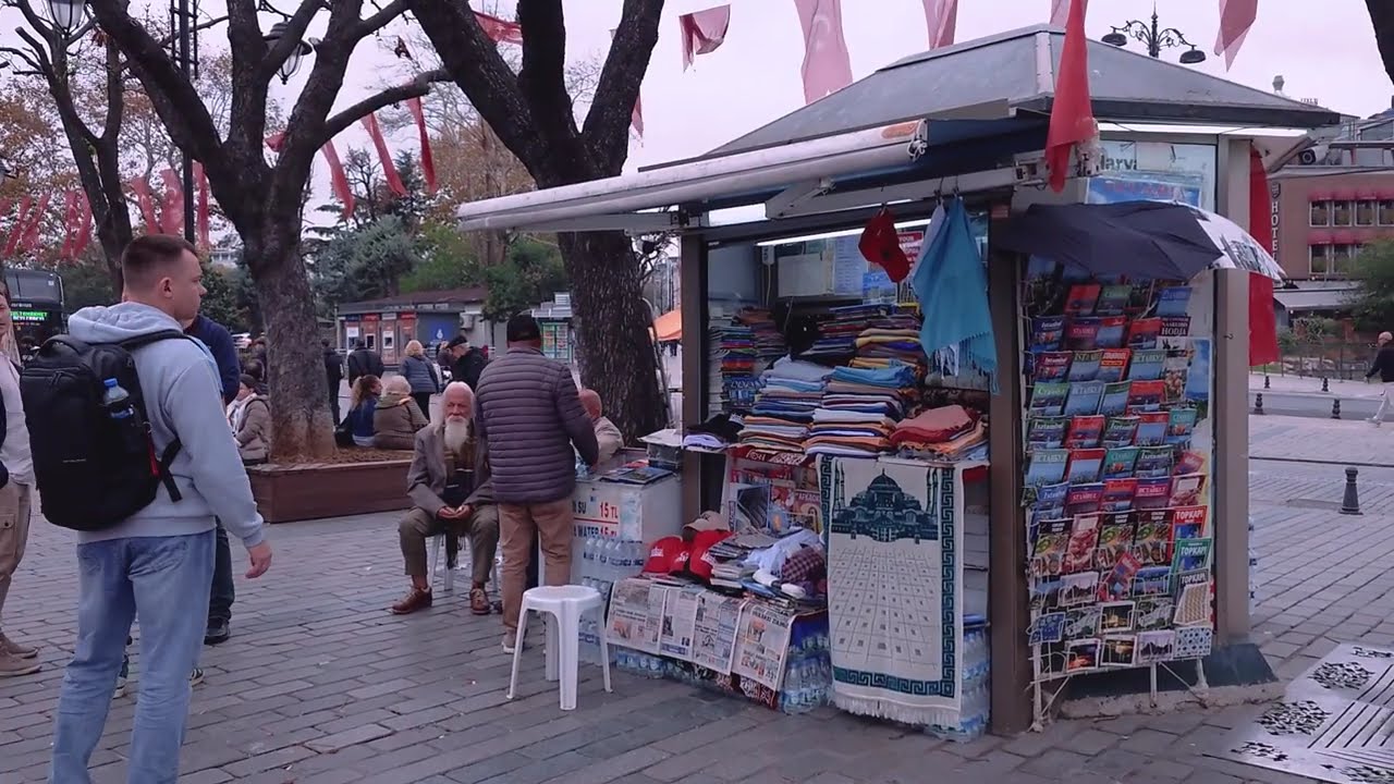 A walk through the center of Istanbul.