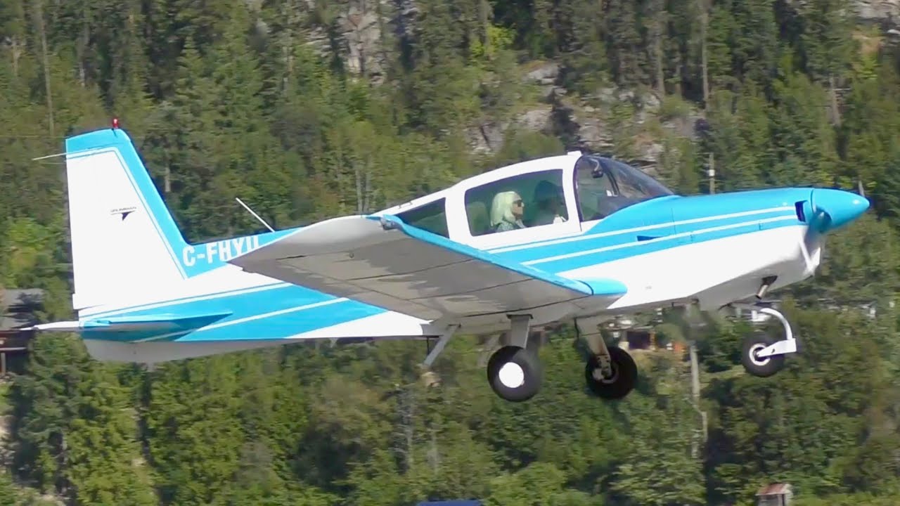 Grumman American AA-5 Traveler Takeoff