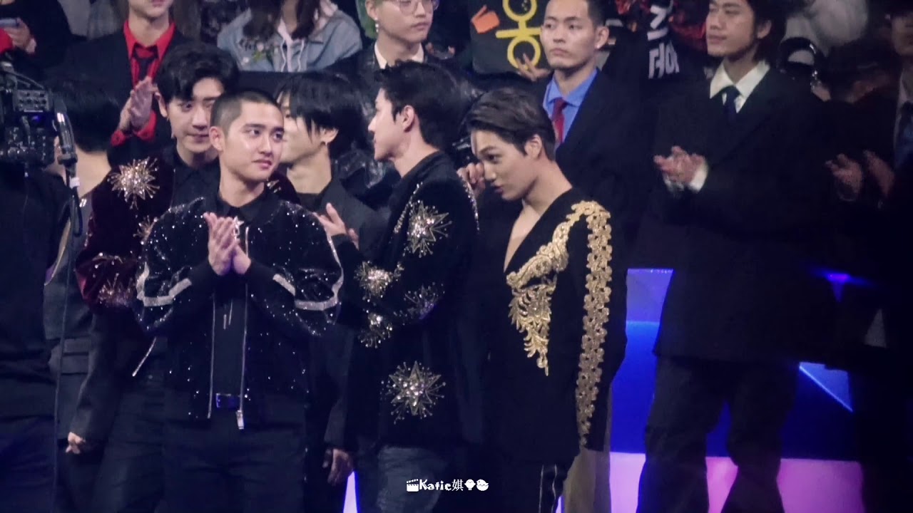 [Fancam] 171201 MAMA Ending EXO Sehun focus @ Mnet Asian Music Awards