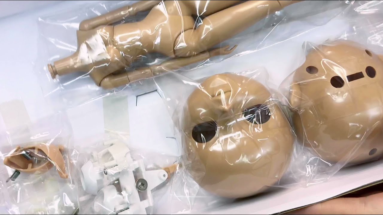 Unpacking Pullip MIO kit MOCHA - Plain Head & Body kit - Make Your Own Pullip Doll