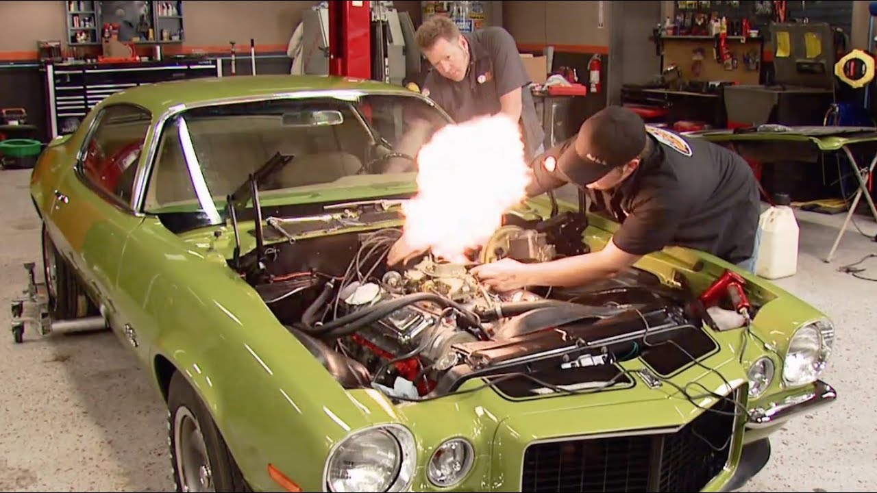 Firing Up a 396 Big Block in a 1970 Camaro RS/SS - MuscleCar S6, E12