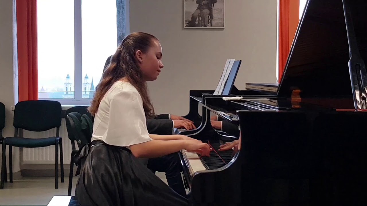 B.Dvarionas.Piano concerto,No.2 in E minor.3rd mov.Finale(Rondo)-Izabelė Orlaitė