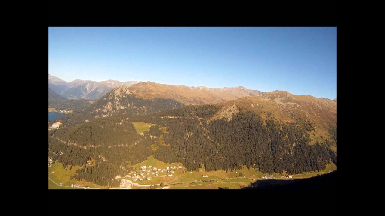 Vogel landet auf meinem Gleitschirm - Davos Jakobshorn