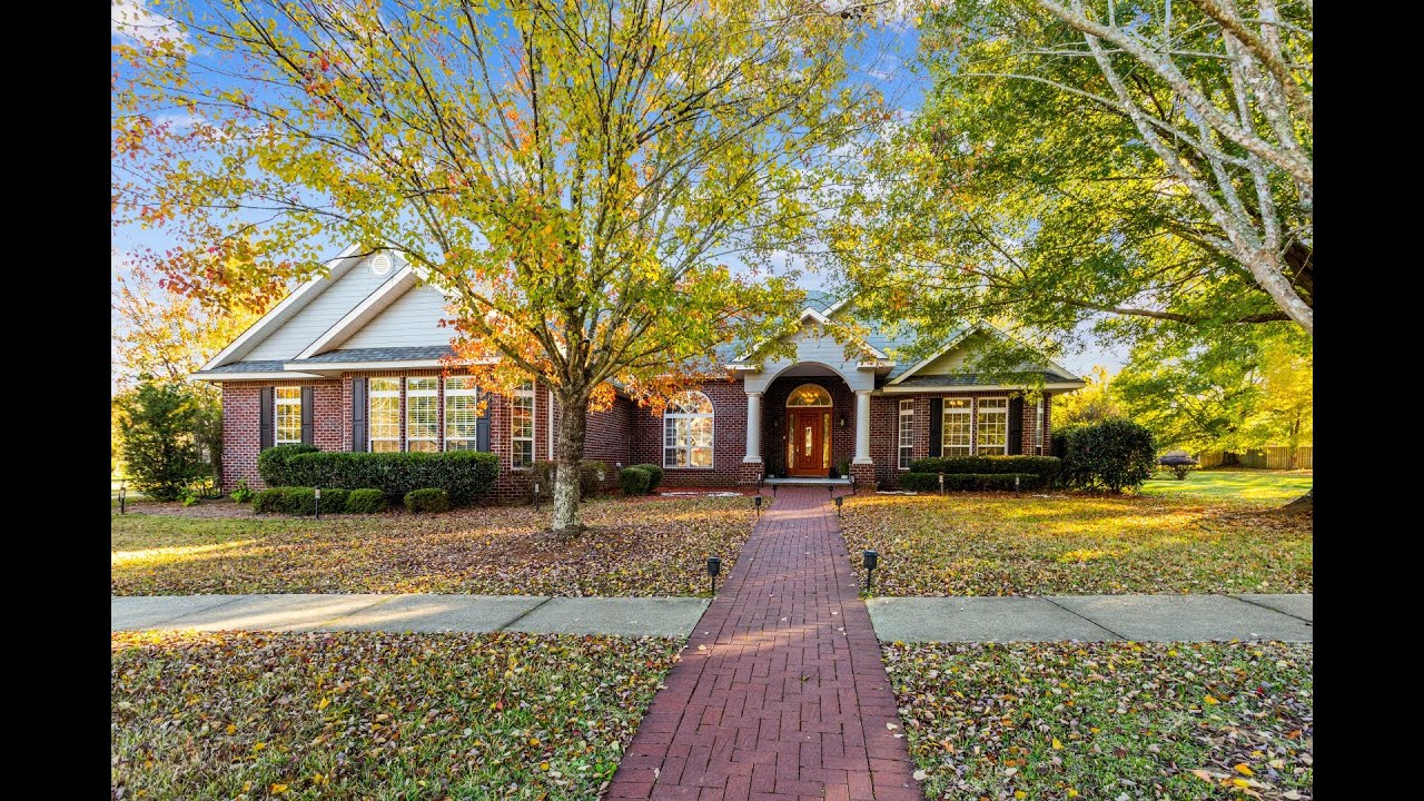 1259 Soaring Boulevard Cantonment, FL | ColdwellBankerHomes.com