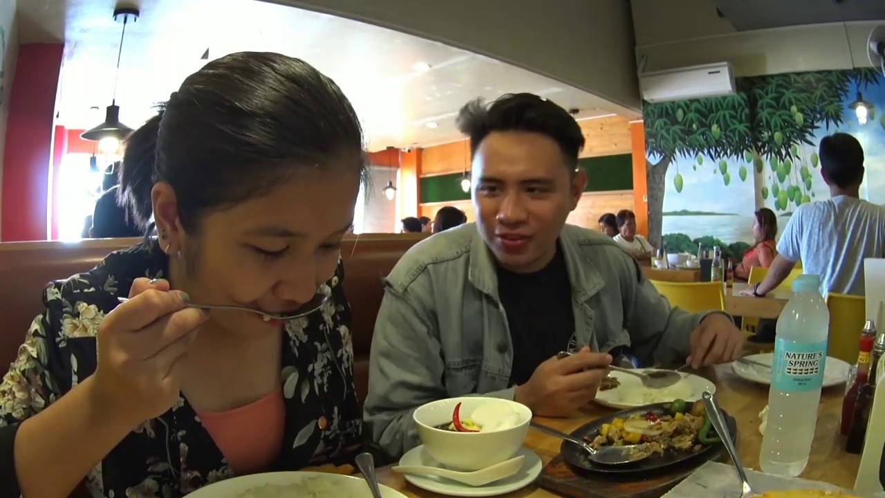 We Tried MANGO PIZZA in GUIMARAS | The Pitstop | Guimaras Vlog 2019