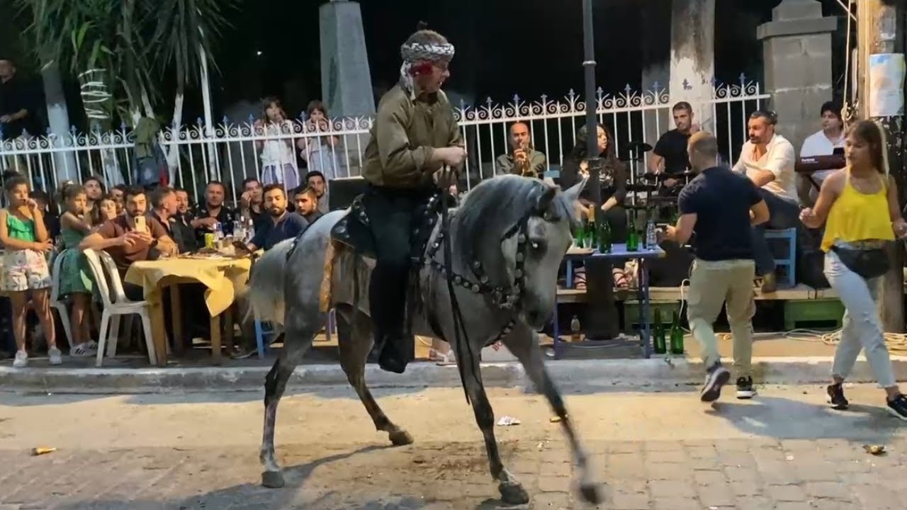 Το πανηγύρι του Ταύρου Αγίου Χαραλάμπους Αγία Παρασκευή Λέσβου Σάββατο βράδυ 2023 μέρος 2ο.