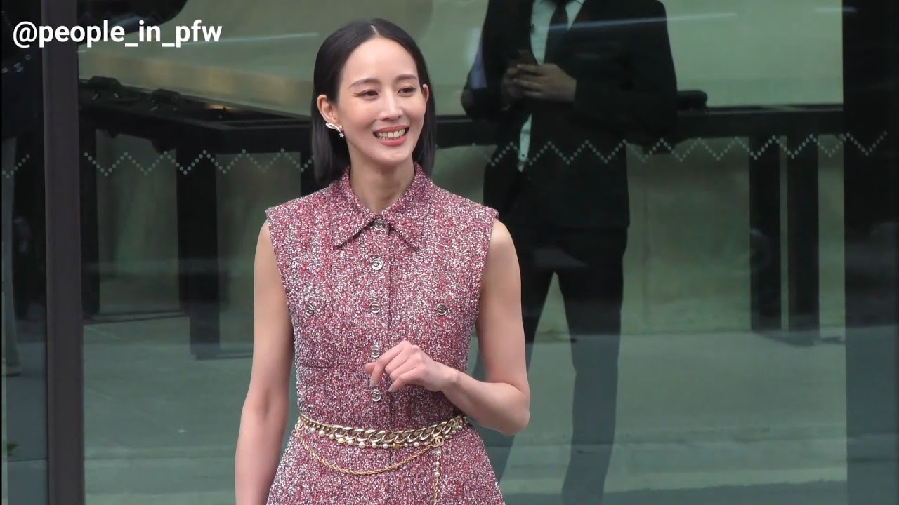 Janine Chang / Chang Chun Ning 張鈞甯 - Chanel Fall Winter 2023/2024 fashion show in Paris - 07.03.2023