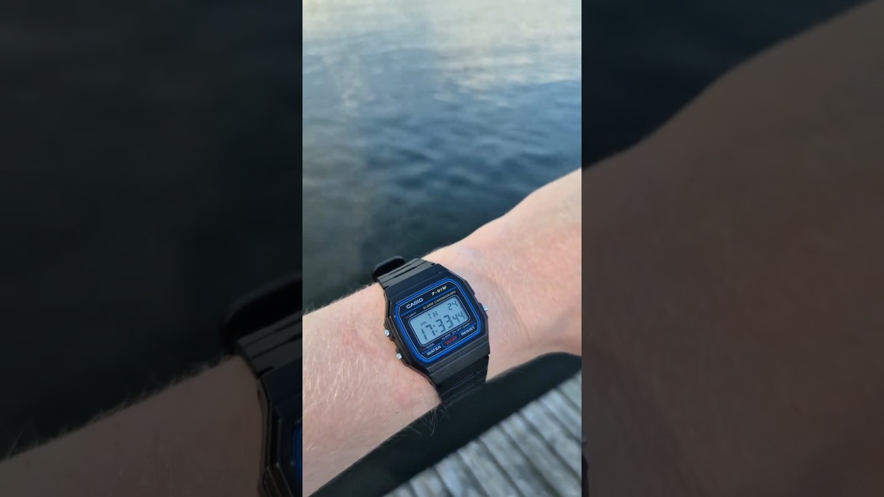 Unboxing the Casio F-91W ⌚️