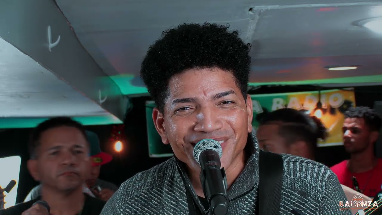 El Varón de la Bachata - Amores de Cristal