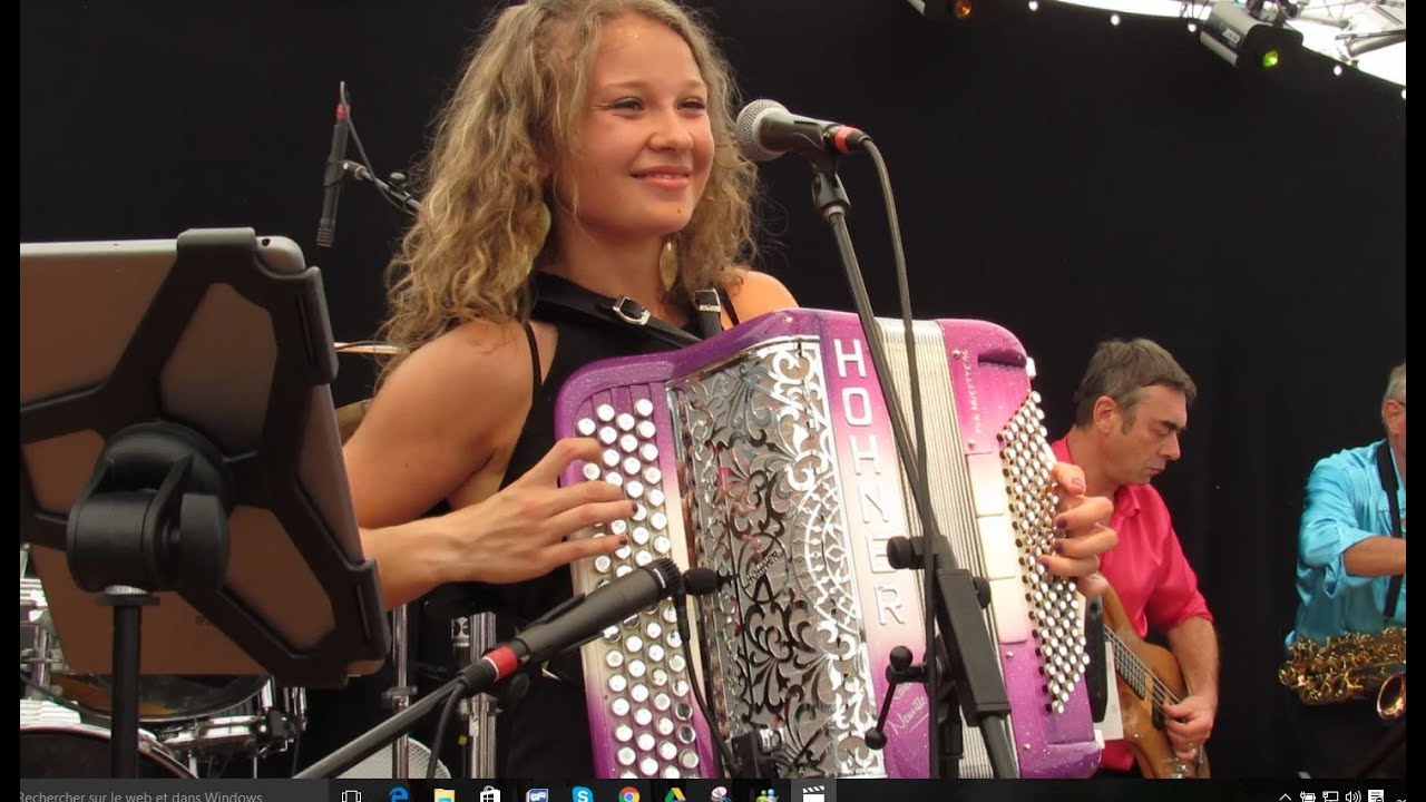 Karène Neuville 15 ans à Villeneuve l'Archevêque - Le Retour des Hirondelles