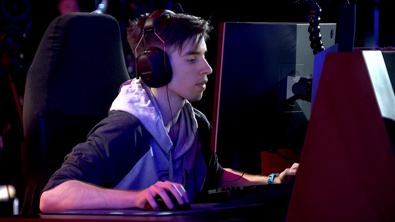 QuakeCon 2017 QC [VOD] - Semifinal: clawz vs. cooller