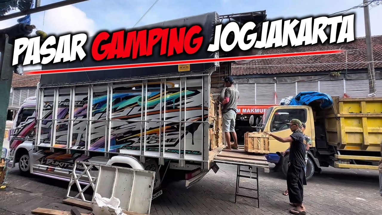 PERTAMA KALI BONGKAR MUATAN DI PASAR GAMPING JOGJA