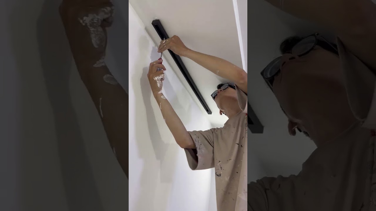 Hướng dẫn lắp đ&egrave;n ray đơn giản cho ph&ograve;ng trọ