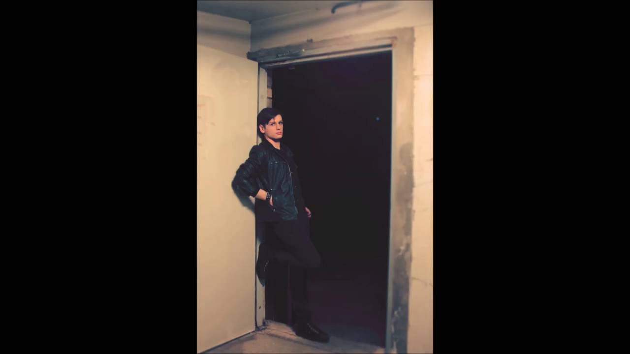 Thea Riley (P.K.A. Tim Hilberts) - Callback Queen Acoustic Version