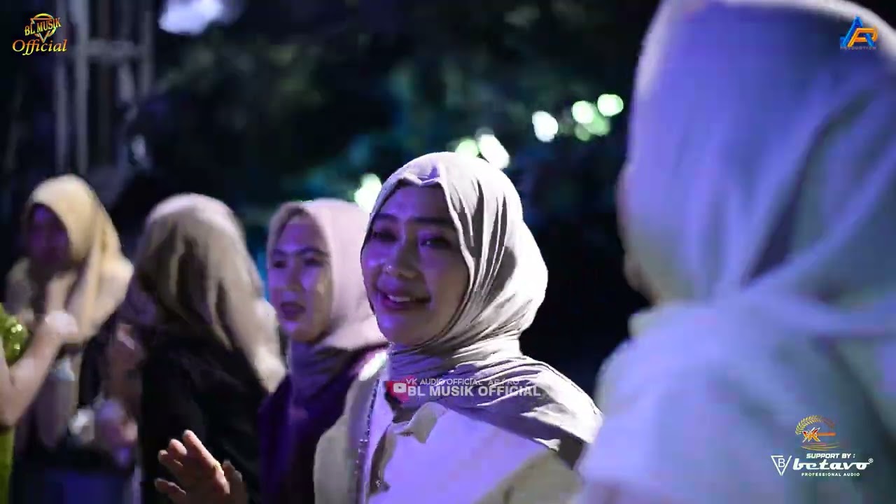 TERLALU - DIANAVANESA - BLMUSIK LIVE SERENTAHUN KASEPUHAN GURADOG