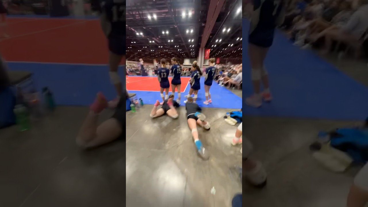 Clipping people at AAUS!! #viralvideo #trending #volleyball
