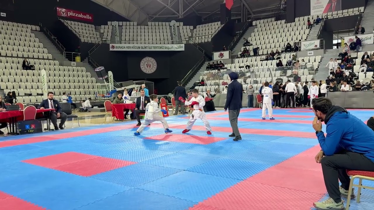 ALPEREN CAN (mavi) röpresaj Türkiye Yıldızlar Ligi 2. Manisa Etabı