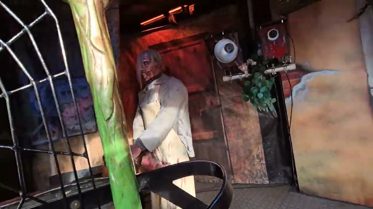 JOHAN HINZEN HAUNTED MANSION (onride) at London Winter Wonderland 1/1/2026