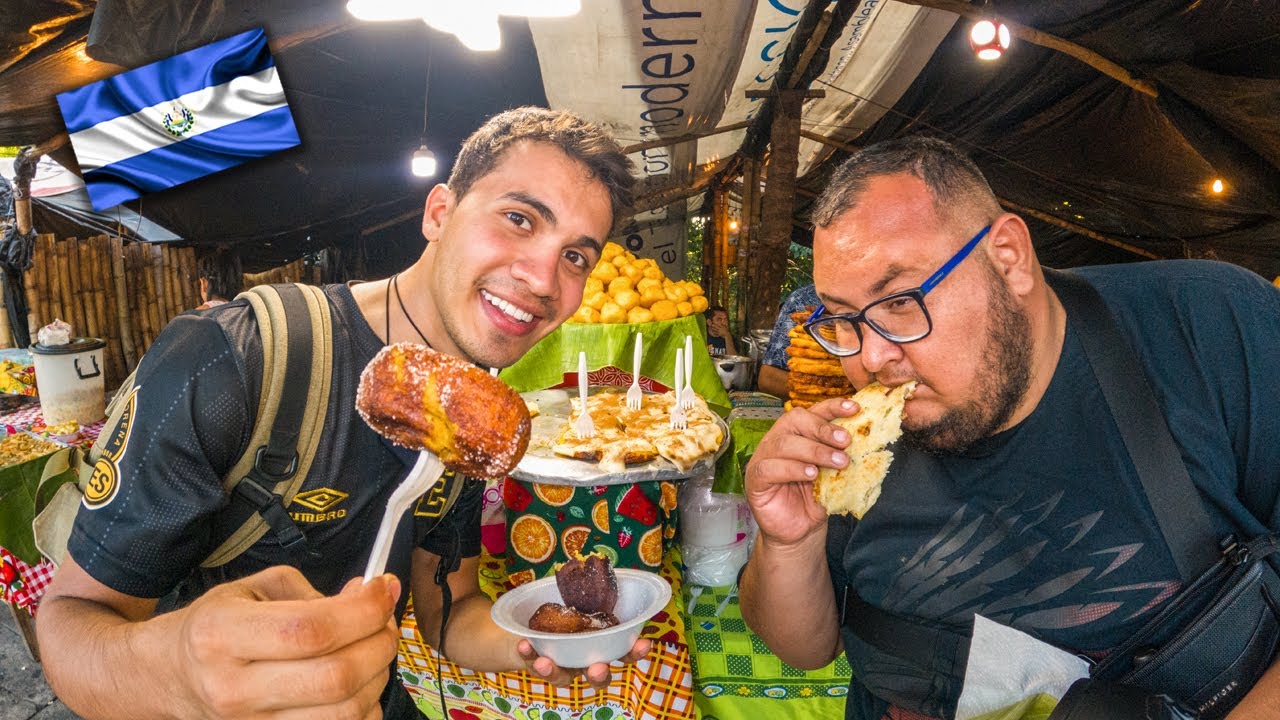 Probando COMIDA CALLEJERA en El Salvador 🇸🇻