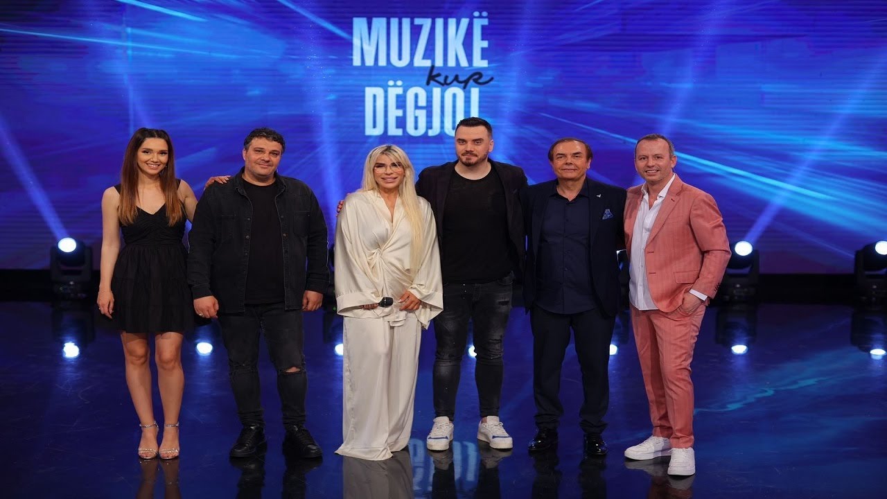 Vajza dhe djali përlotin Valbona Memën, këngëtarja merr ftesën e papritur për... - E Diell