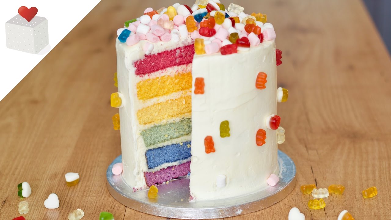 Tarta Arco Iris, Decoraci&oacute;n y Montaje con Buttercream