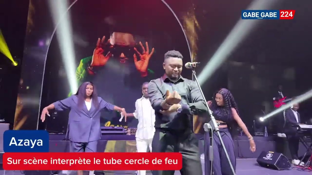 Azaya interprète son titre CERCLE ⭕️ DE FEU 🔥