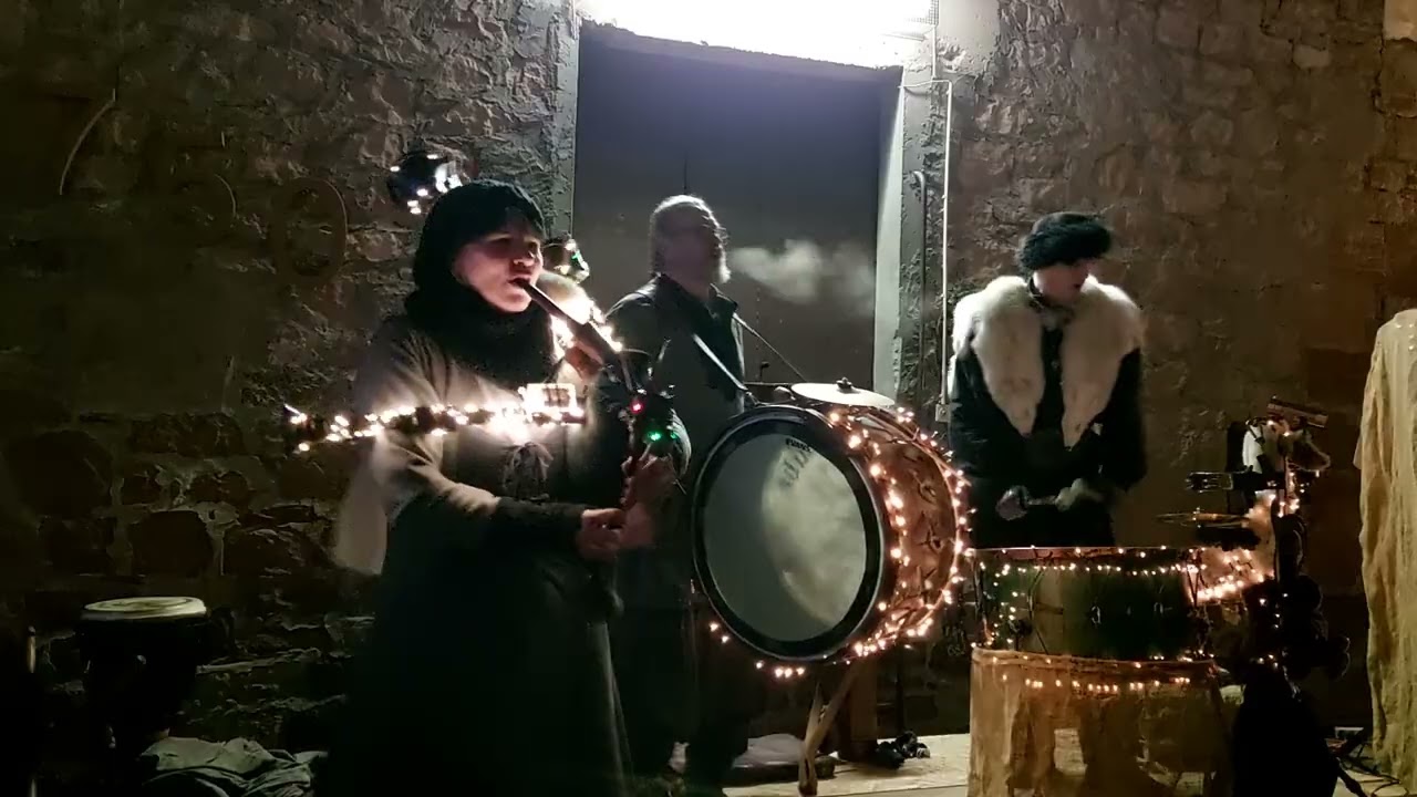 Spielleute Ratz Fatz und Rübe - Pippi Langstrumpf und Eine Insel mit 2 Bergen Abends