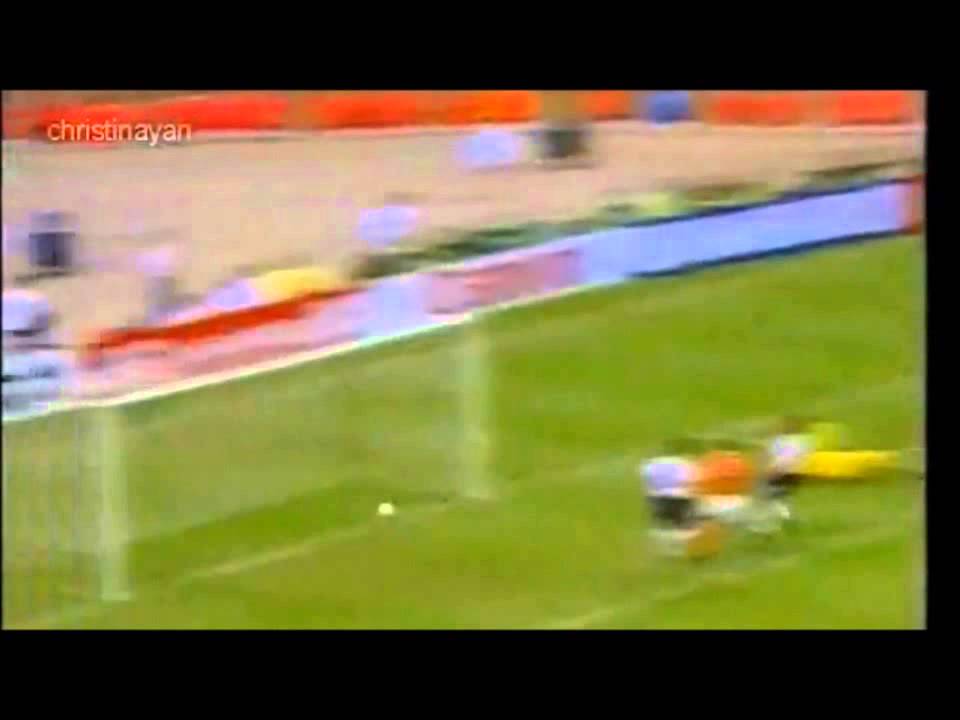 Bergkamp & Zidane best ball control
