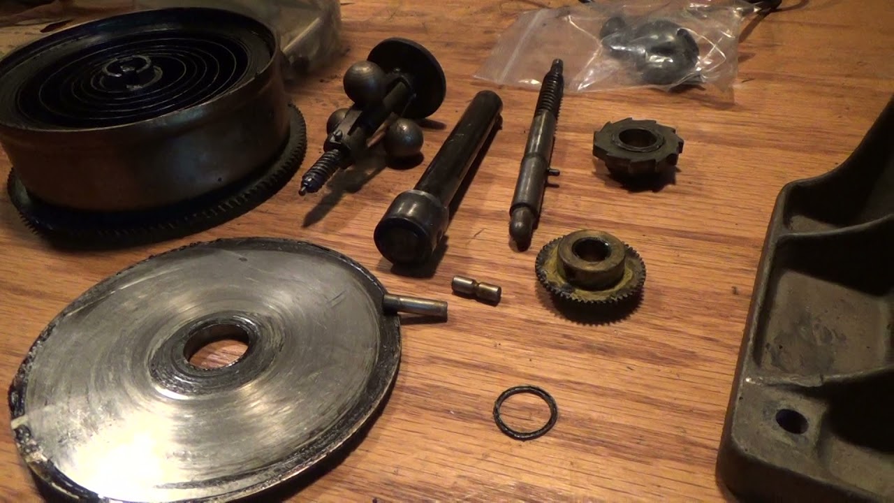 Victor Victrola VV-IV 1916  284971 E look at the parts