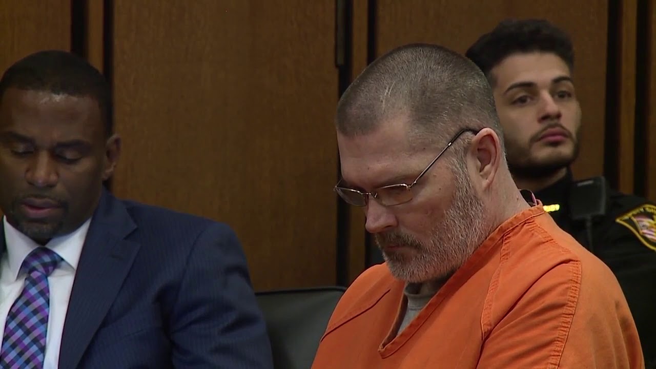 Man gets death for murders of a mother and 2 daughters