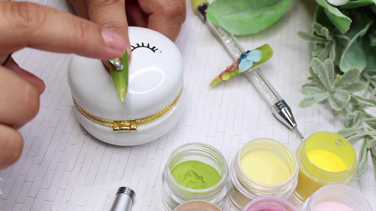 COMO REALIZAR 3D PARA PRINCIPIANTES/#NAILART #UÑASYDECORACION COMO HACER UNA MARIPOSA DE ACRILICO