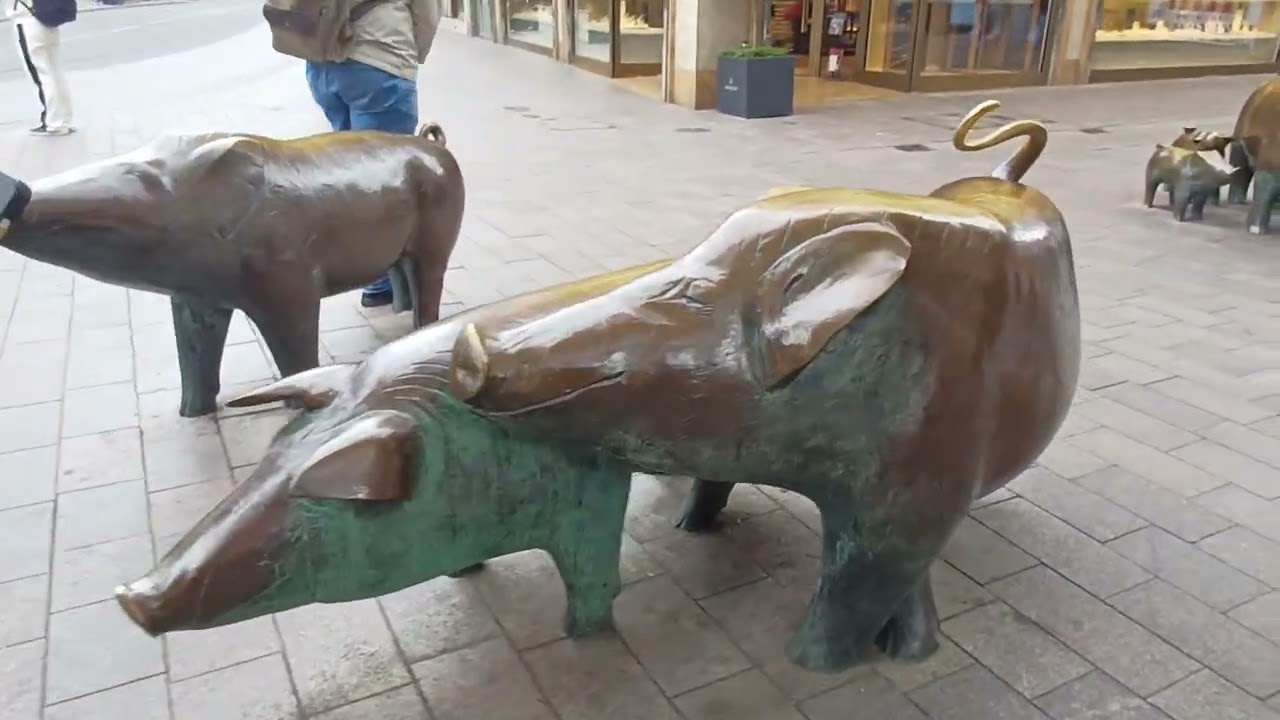 Walking around Downtown Bremen, Germany...July 2025