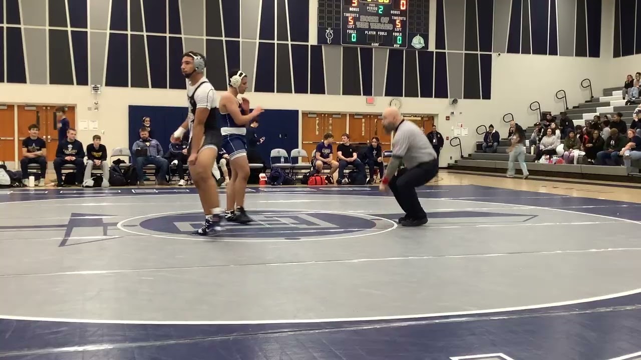 113 Laboy, Josiah v Barsoum, M (North Ridgeville High School) 02-11-26 W  PIN 4:41