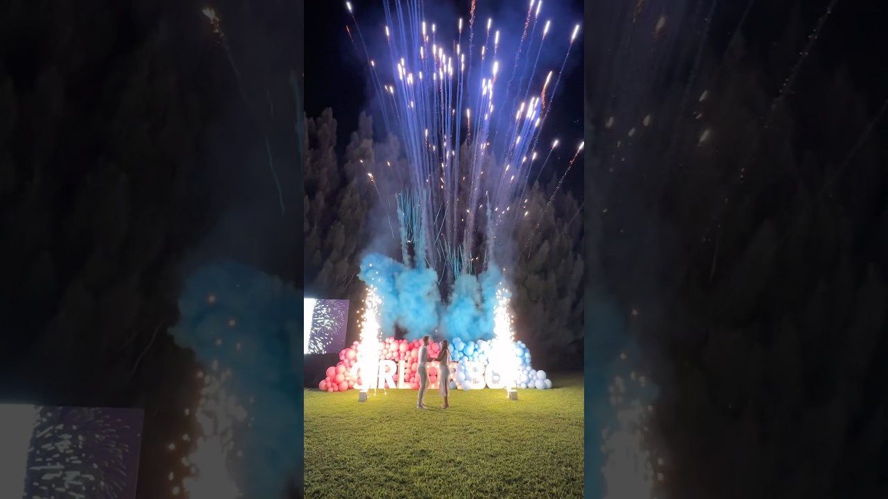The best Fireworks gender reveal ever.💙🎉✨ #genderrevealideas #genderreveal