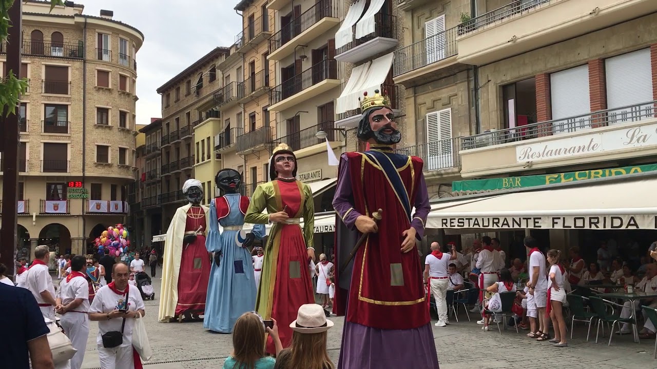 Vals gigantes de Estella 2019.