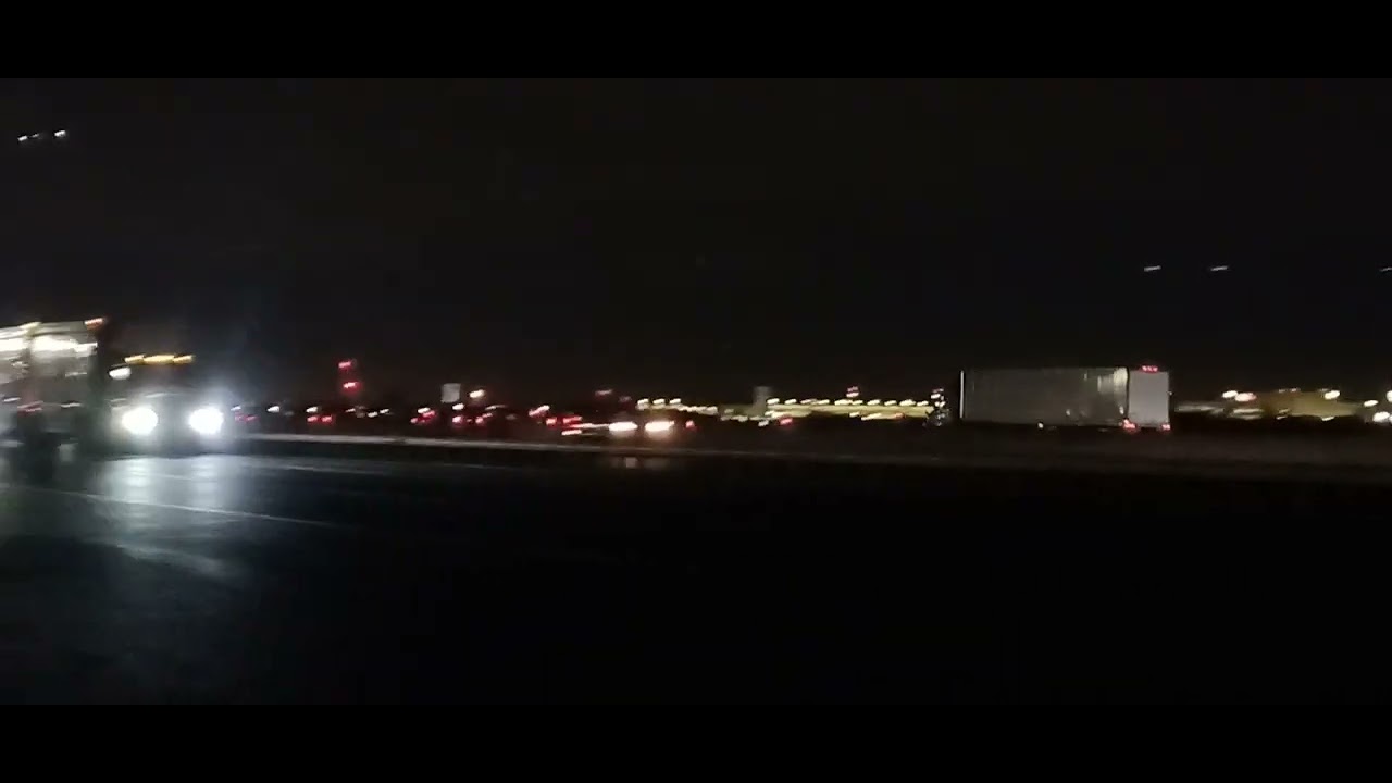 A cold night view at Northbound Turnpike (8/10)