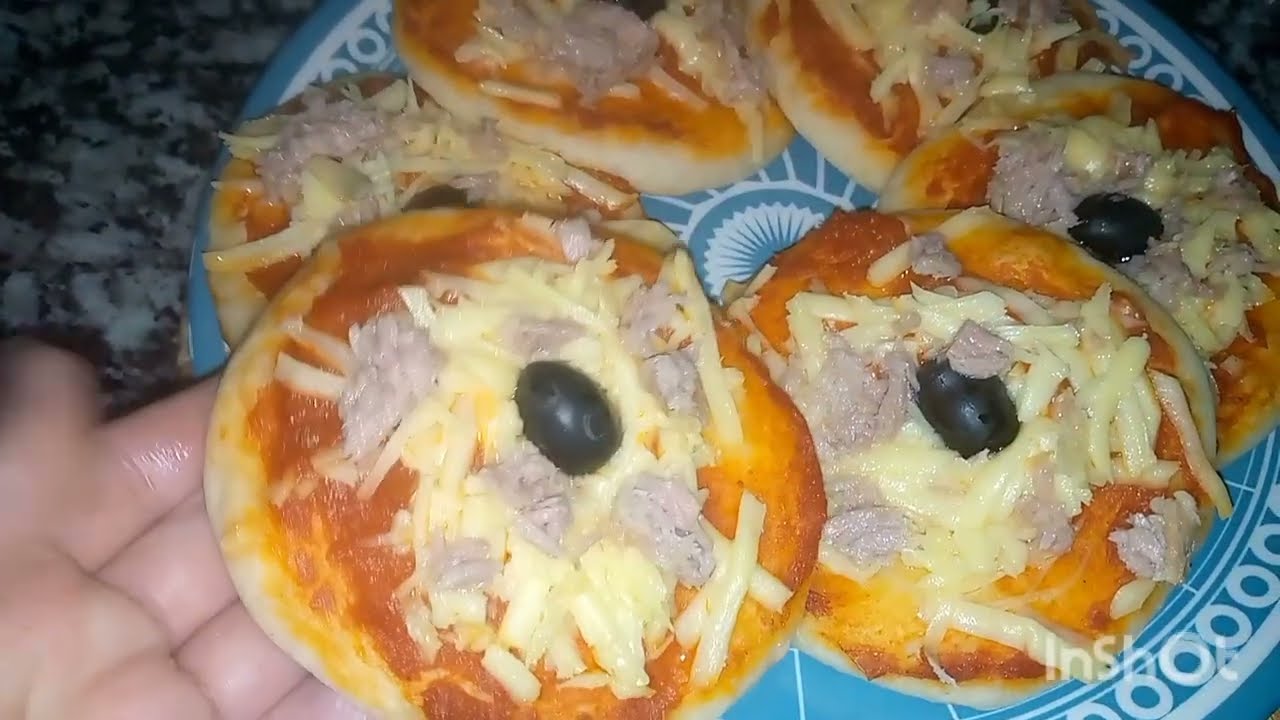 احبسي هنا🤚اروع وصفة ميني بيتزا بعجينة خفيفة وقطنية مافيها لا بيض لا حليب لا زبدة بدون دلك جربوها👌