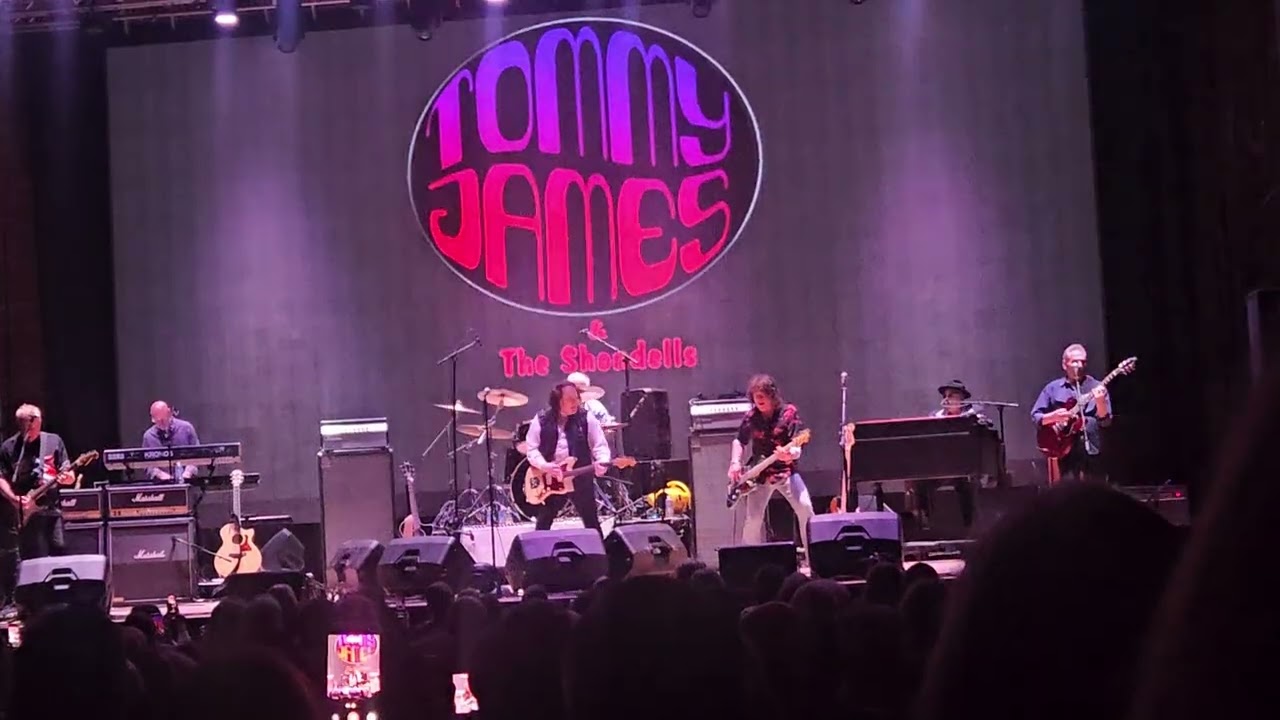 Crimson and Clover- Tommy James and the Shondells live at Des Plaines theater 3-1-26