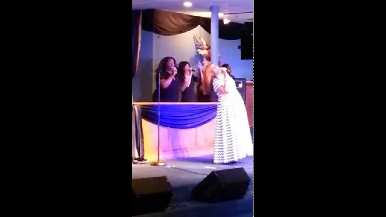 Karen Clark Sheard - It's Not Over (Live)