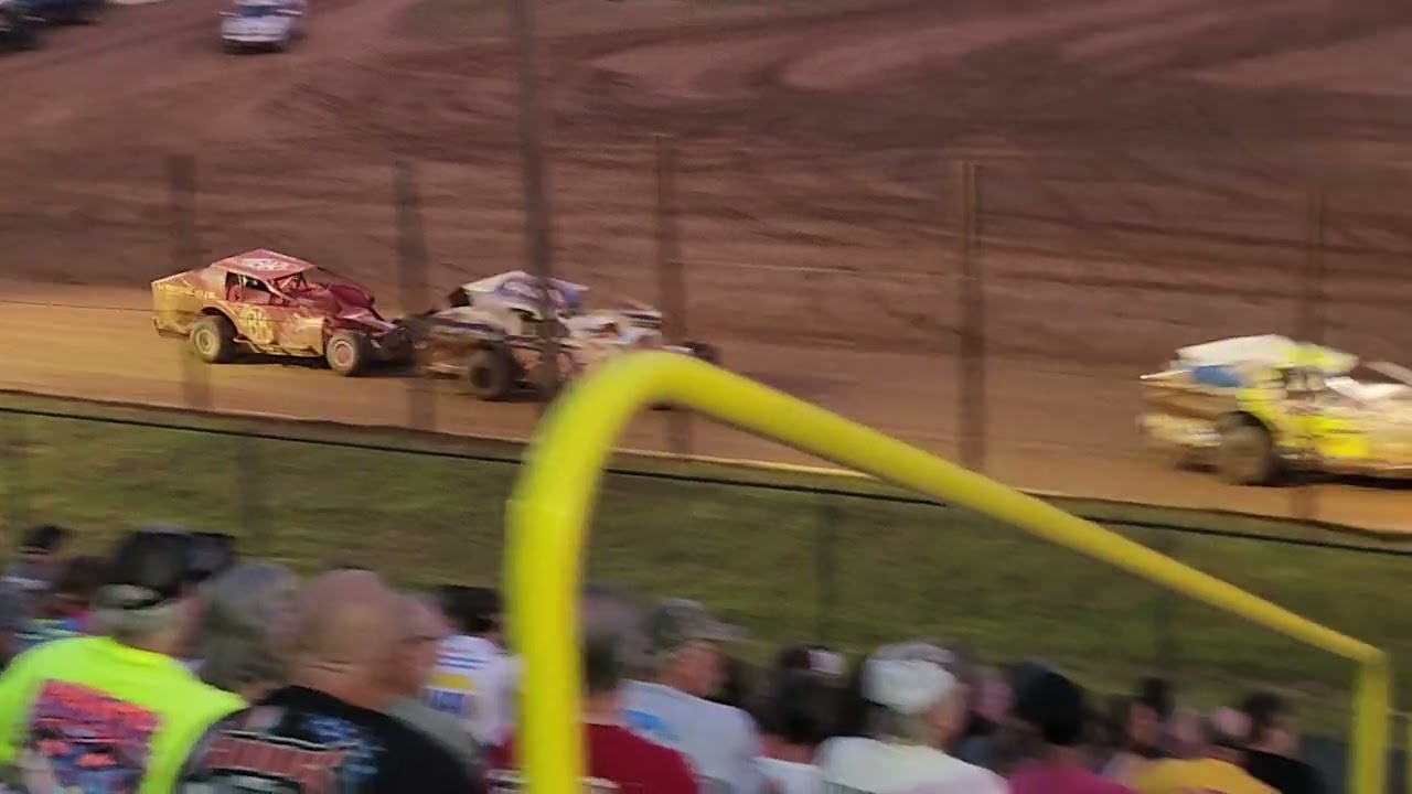 Brett Kressley 19K heat race at Big Diamond Raceway 8/15/2025 Prelude to the Coalcracker 
