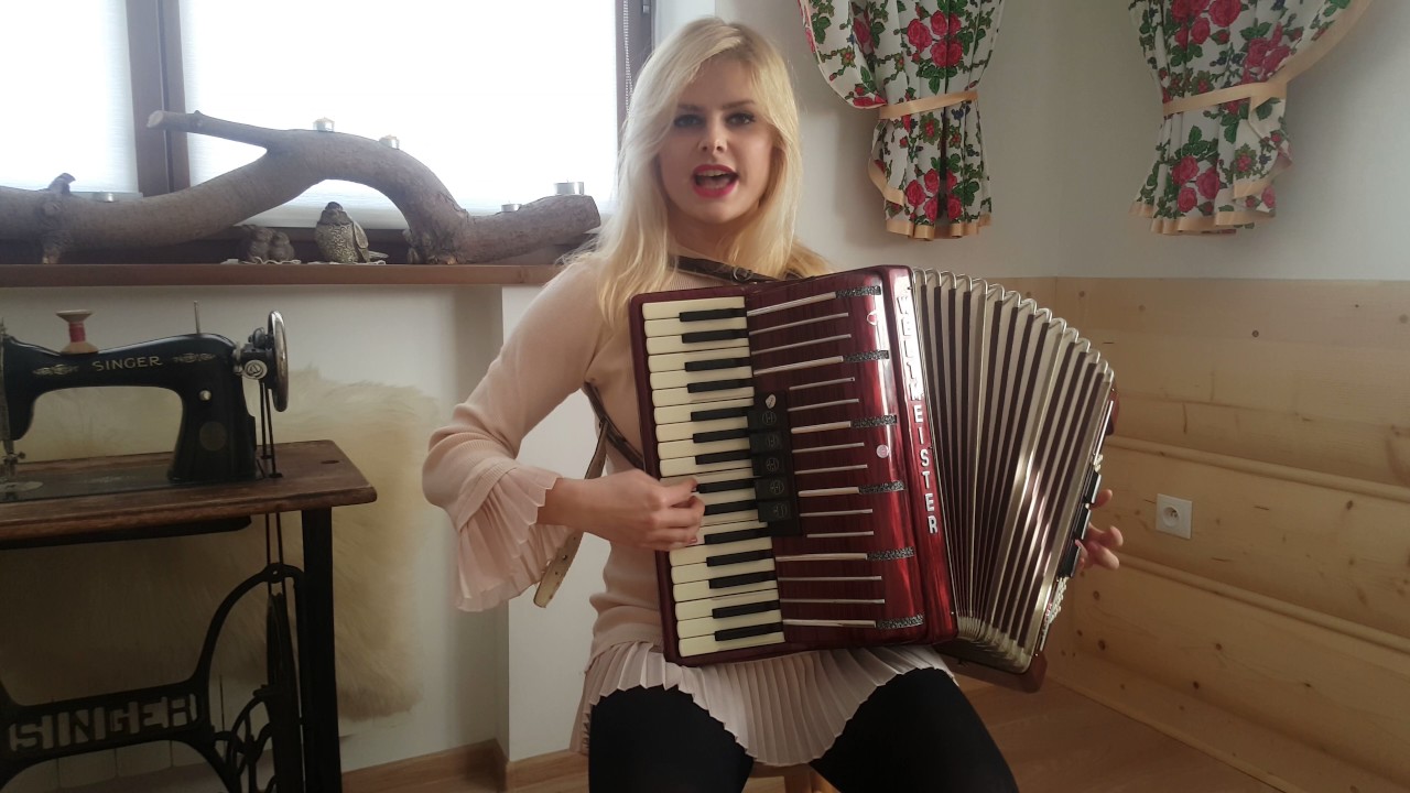 Paolla Sofia -- Sarna