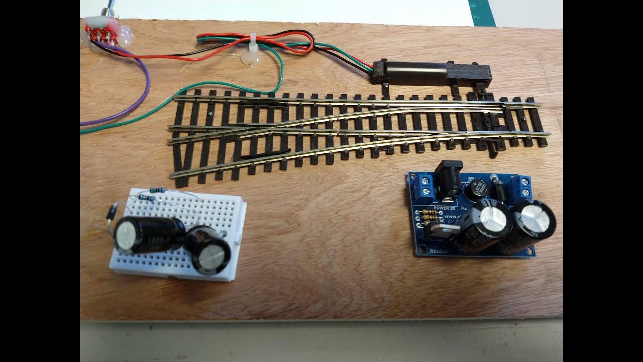 Lab CDU: Seep motor command with and without CDU